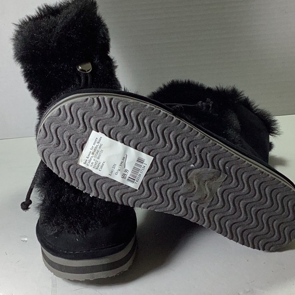 - Remii Womens Faux Suede Fuzzy Winter & Snow Boots. Note: No Box - Picture 7 of 8